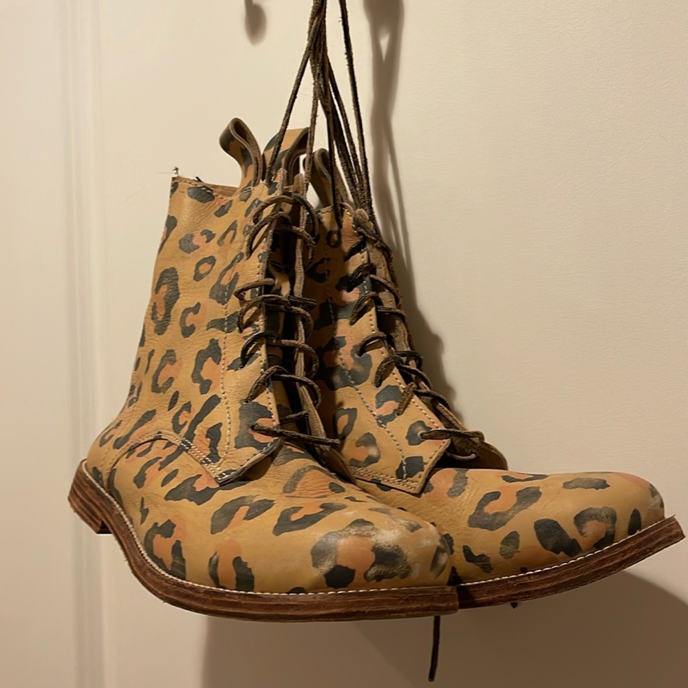 OOAK Magnolia Pearl Leopard Print Back Zip All Leather Boots